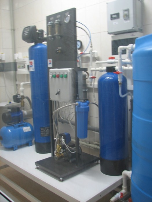 System of production, storage and distribution of purified water, Q = 60 l / h